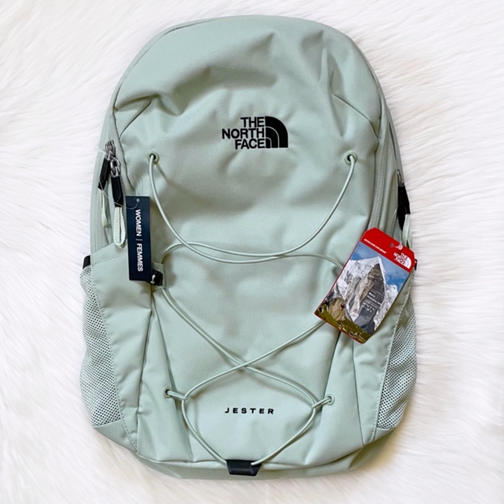 The North Face Women’s Jester 27 Liter Backpack